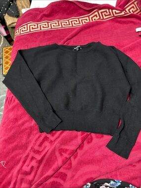Express Black Cropped Crewneck Sweater